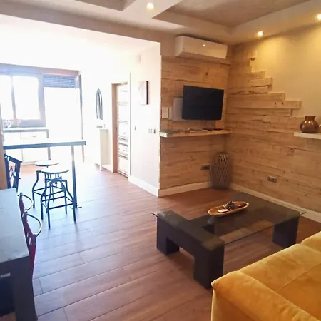 Loft'n With Parking And Views