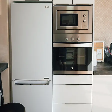 Loft'n With Parking And Views רונדה