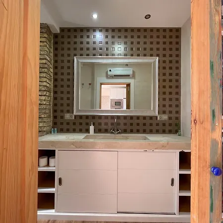 דירה Loft'n With Parking And Views